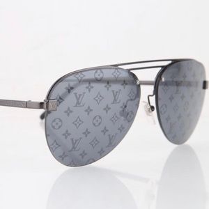 Louie Vuitton printed lens Sunglasses